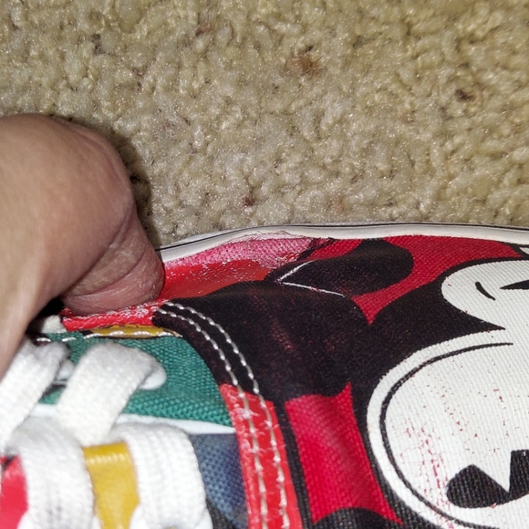 Vans×Disney Mickey And Friends Unisex Sneakers SZ MN 9.5 WMN 11 - Picture 9 of 12